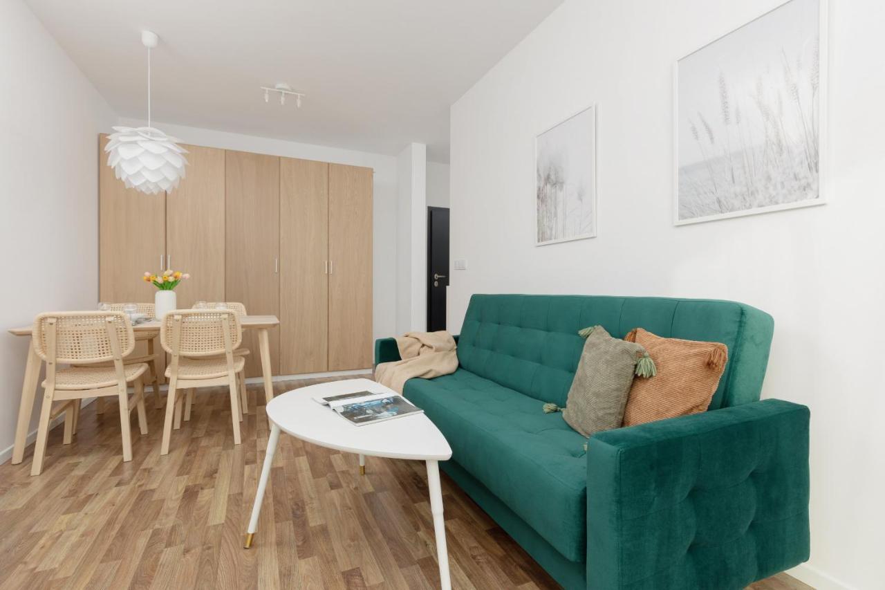 Stacja Wola Apartments With Parking By Noclegi Renters Warszawa Eksteriør bilde