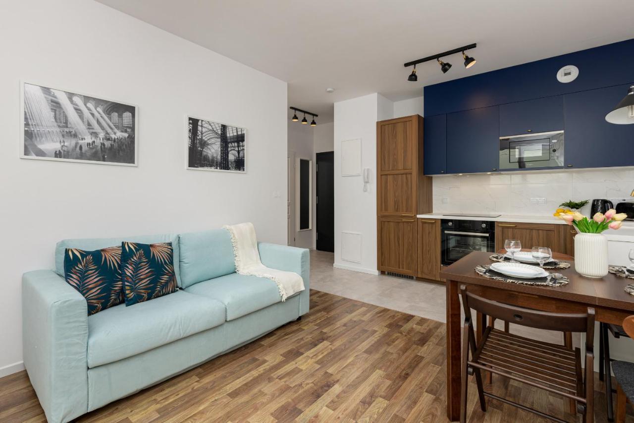 Stacja Wola Apartments With Parking By Noclegi Renters Warszawa Eksteriør bilde