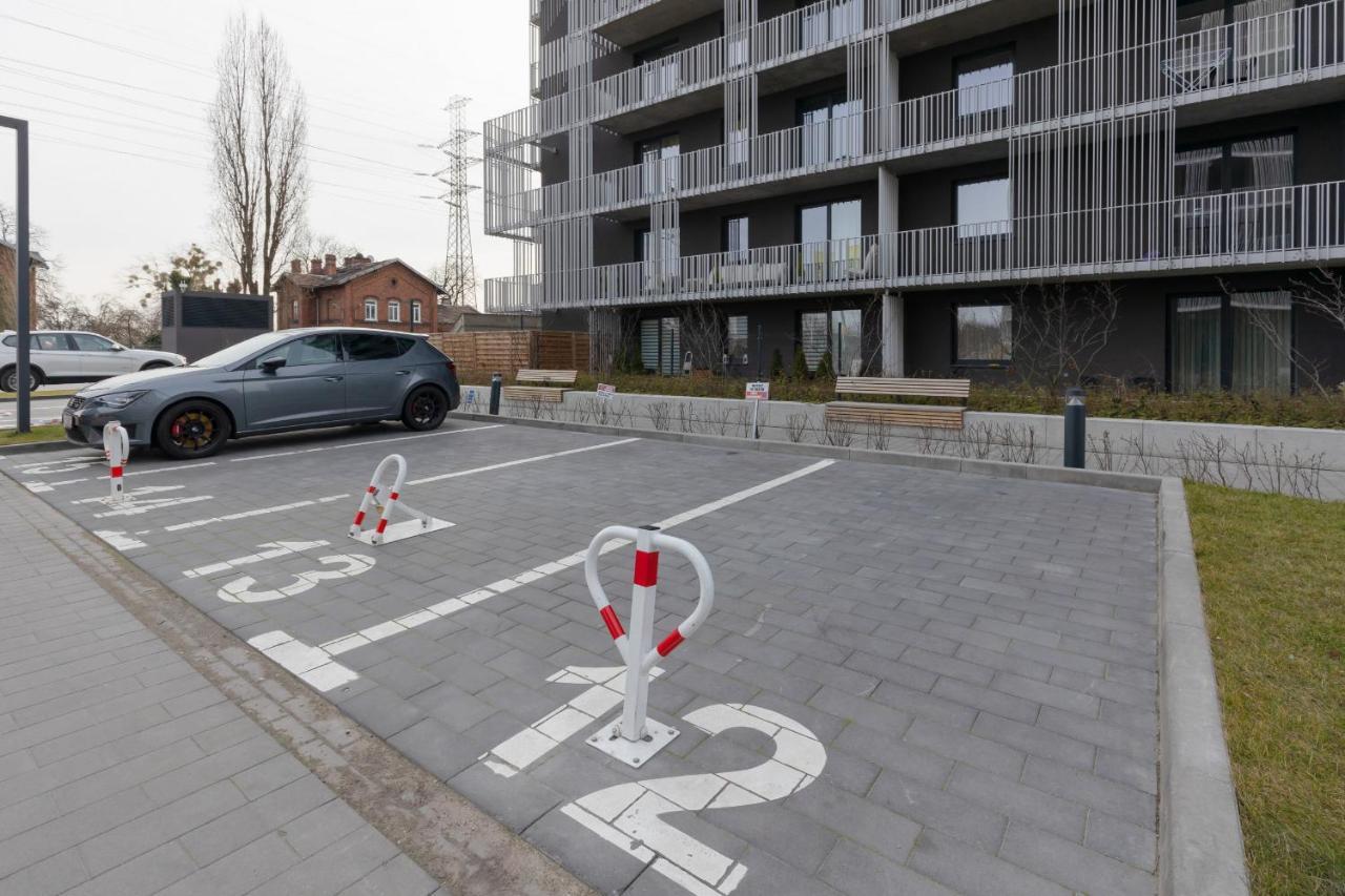 Stacja Wola Apartments With Parking By Noclegi Renters Warszawa Eksteriør bilde
