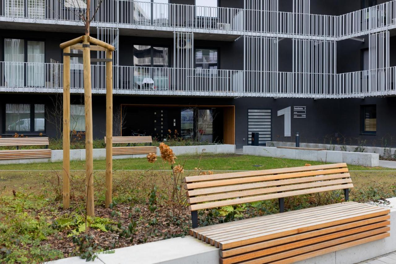 Stacja Wola Apartments With Parking By Noclegi Renters Warszawa Eksteriør bilde