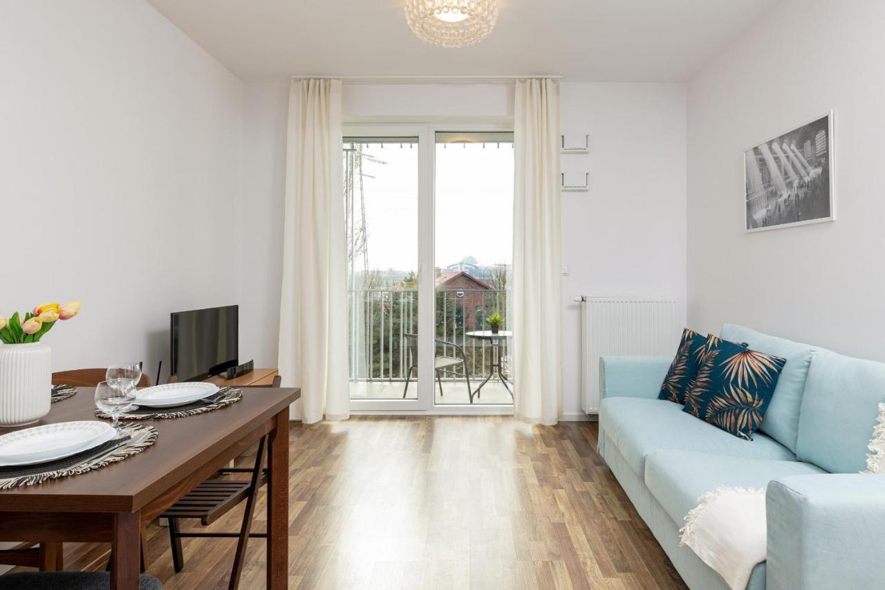Stacja Wola Apartments With Parking By Noclegi Renters Warszawa Eksteriør bilde